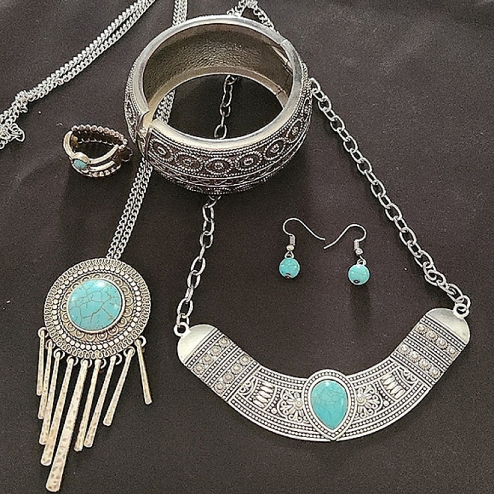 Turquoise and Silver Jewelry Set
